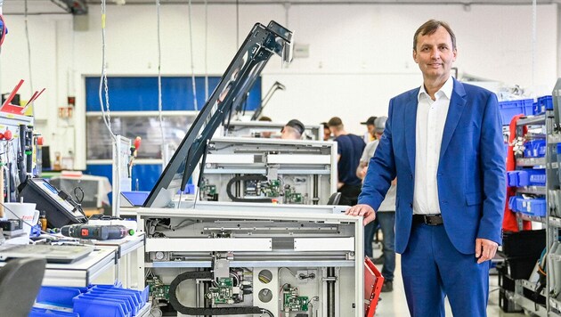 Andreas Penz (57) ist bereits seit 20 Jahren Geschäftsführer des Laser-Spezialisten. (Bild: Alexander Schwarzl)