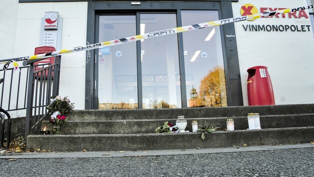 Einer der Tatorte: ein Supermarkt in Kongsberg (Bild: APA/AFP/NTB/TERJE PEDERSEN)