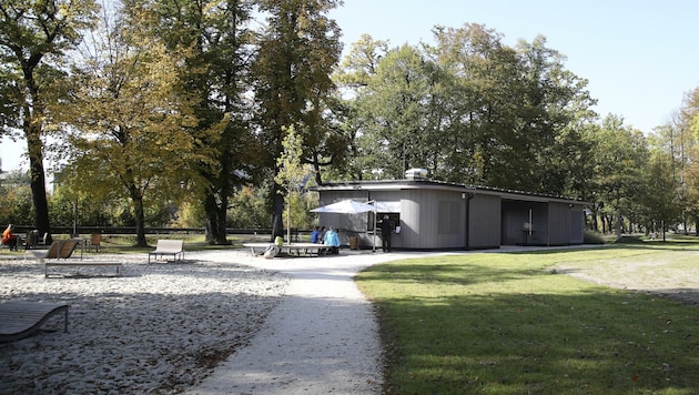 Solange das Wetter hält, ist der Kiosk geöffnet. (Bild: Tröster Andreas)