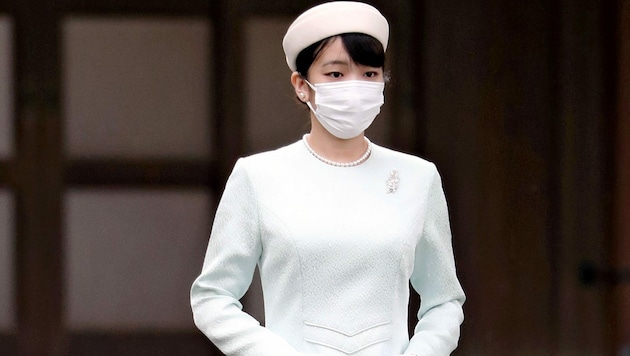 Prinzessin Mako betete vor ihrer Heirat zu den kaiserlichen Ahnen. (Bild: Pool for Yomiuri / AP / picturedesk.com)