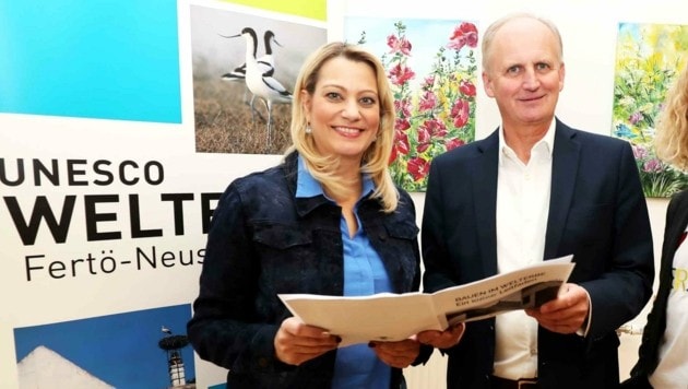 Landesrätin Daniela Winkler und Vereins-Obmann Erwin Preiner bei der Auftaktveranstaltung in Winden am See. (Bild: Judt Reinhard)