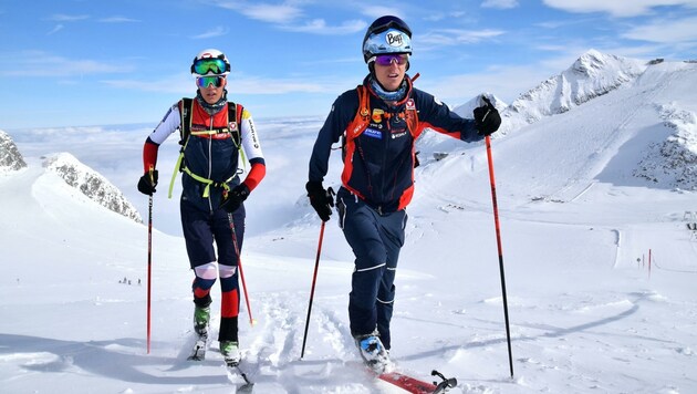 Das ÖSV-Team mit Paul Verbnjak (li.) und Armin Höfl (St) trainiert schon am Gletscher. (Bild: ÖSV/Weigl)