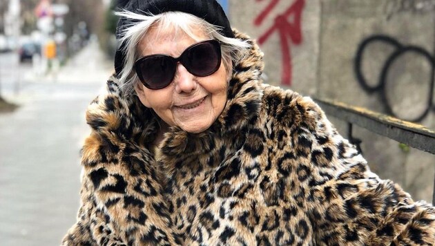 "Oma Hedel" Hedwig R. (101) ist Deutschlands wohl ältester Instagram-Star. (Bild: instagram.com/omahedel)