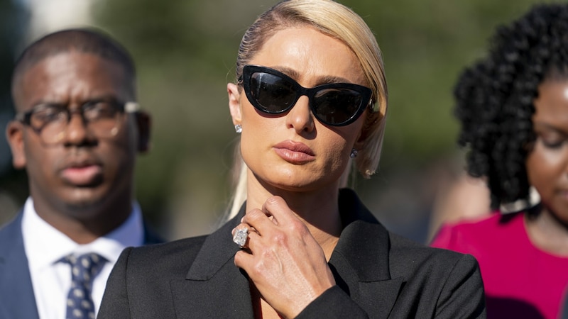 Paris Hilton zeigte sich am Rande ihrer Rede vor dem US-Kongress aufgewühlt. (Bild: AP)