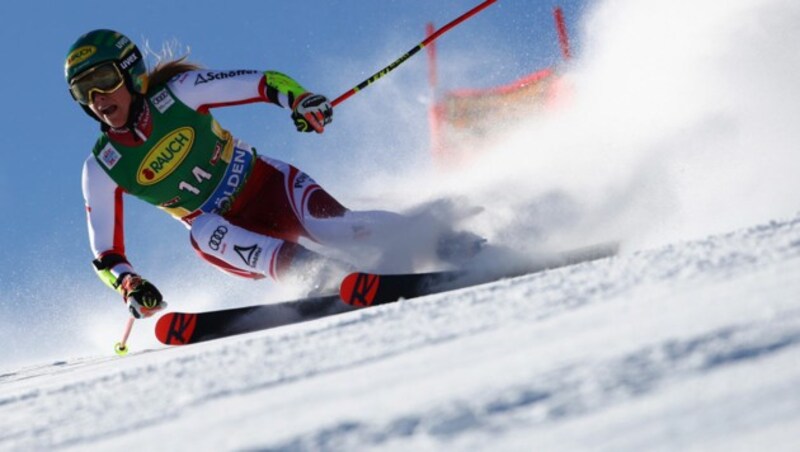 Im Vorjahr kam Katharina Liensberger in Sölden auf Rang vier - am Samstag absolviert sie bereits ihren fünften Start am Rettenbachferner. (Bild: AP)