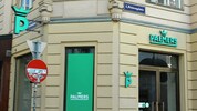 Traditionsbetrieb Palmers droht, über Corona-Kredite zu stolpern. 500 Mitarbeiter bekamen keine ...