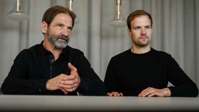 Ziehen an einem Strang: Hermann und Thomas Neuburger (r.). (Bild: Markus Wenzel)