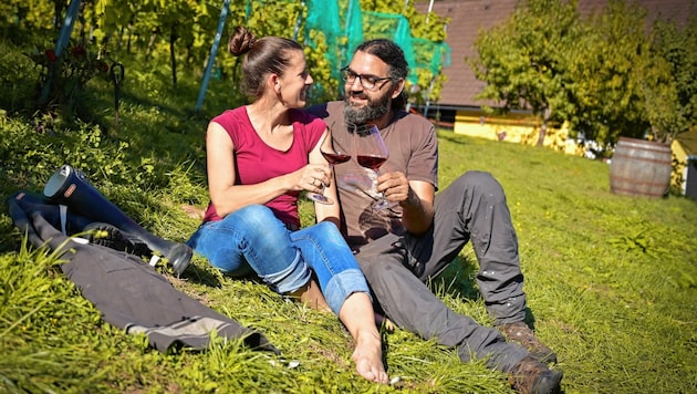 Den Apetloner Wein verkosten dürfen heuer nur Geimpfte und Genesene. (Bild: EVELYN HRONEK)