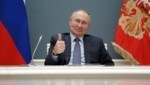 Putins Daumen geht nach oben - und schon soll mehr Gas in Richtung Europa fließen. (Bild: AFP/Sputnik/Alexey DRUZHININ)