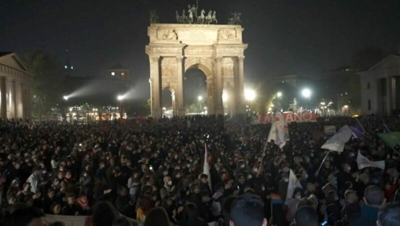 Demonstranten in Rom (Bild: Ruptly.TV (Screenshot))