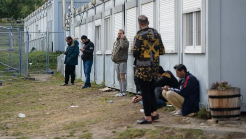 Ein Ankunftszentrum für Flüchtlinge in der ostdeutschen Stadt Eisenhüttenstadt. Hier werden viele Migranten aus Weißrussland erstversorgt. (Bild: AFP)