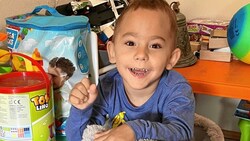 Für Niklas kann die Operation lebensverändernd sein. Wir wünschen es dem herzigen Vierjährigen aus ganzem Herzen. (Bild: Fulterer Claudia)