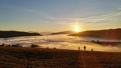 Blick vom Zammelsberg/Gurktal nach Feldkirchen - Villach Blick auf die Gerlitze, eingefangen von „Krone“Michaela Blasge.-Leserin (Bild: Michaela Blasge)