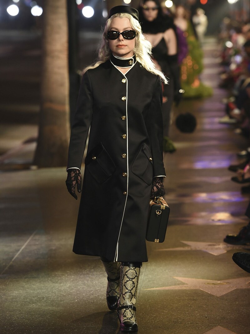 Schauspielerin Phoebe Bridgers war als Model bei der Gucci „Love Parade“ in Hollywood dabei. (Bild: 2021 Invision)