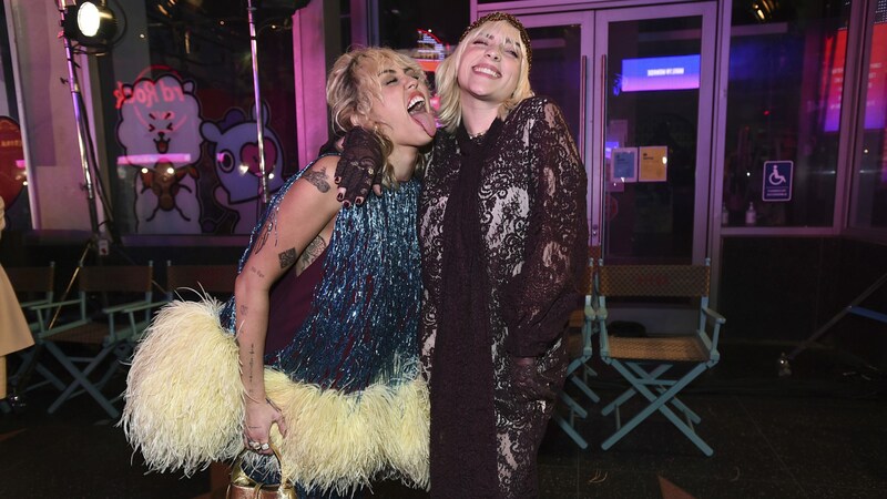 Miley Cyrus und Billie Eilish ließen sich die Gucci „Love Parade“ nicht entgehen. (Bild: 2021 Invision)