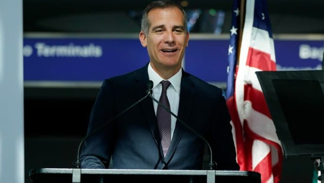 Der Bürgermeister von Los Angeles, Eric Garcetti (Bild: AP)