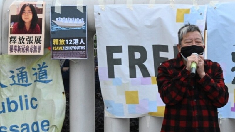 Demonstranten fordern in Hongkong seit Monaten die Freilassung Zhang Zhans. (Bild: APA/AFP/Peter PARKS)