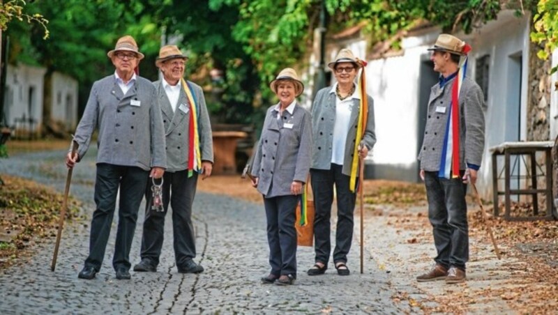 Traditionelle Kellergassenführer sieht man etwa in Poysdorf. (Bild: Vino-Versum-Poysdorf/Michael Loizenbauer)