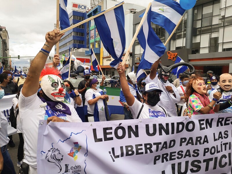 Proteste gegen Daniel Ortega in San Jose, Costa Rica (Bild: AP Photo/Javier Cordoba)