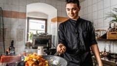 Bei dem Gastronomie-Allrounder Dominik Süss kommen nur regionale Lebensmittel in die Pfanne. (Bild: zVg)