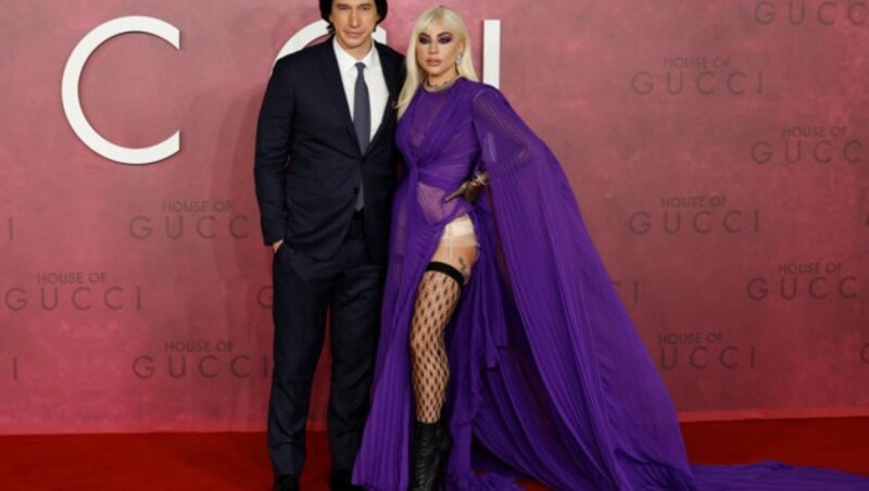 Lady Gaga mit Filmpartner Adam Driver (Bild: APA/Photo by Tolga Akmen/AFP)