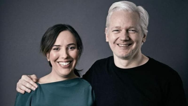 Stella Moris und Julian Assange hoffen, noch vor 2022 heiraten zu können. (Bild: twitter.com/StellaMoris1)