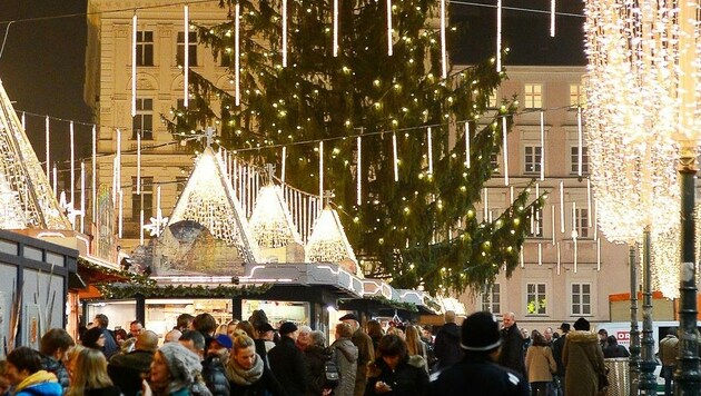 Ob der Linzer Christkindlmarkt heuer stattfindet - Fragezeichen (Bild: Alexander Schwarzl)