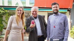 Erstes Projekt: Cornelia Diesenreiter, Chocolatier Josef Zotter und Andreas Diesenreiter (r.) (Bild: Unverschwendet)