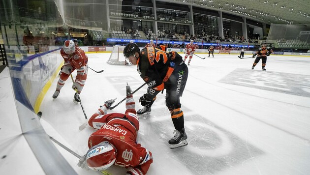 In den Eishockey-Bunker in Graz kommen immer weniger Fans (Bild: Scheriau/APA)