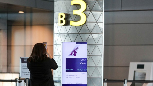 Ein Gate auf dem Flughafen von Katar (Bild: AFP)
