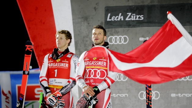 Christian Hirschbühl (r.) celebrated his first World Cup victory in Zürs in November 2021. Dominik Raschner (l.) finished second in the Flexenrace. (Bild: Christof Birbaumer / Kronenzeitung)