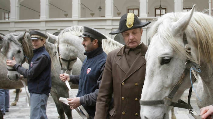 Der ehemalige Oberbereiter Klaus Krzisch wurde 2009 dienstfrei gestellt, wogegen er rechtlich ...