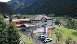 Das Gemeindezentrum von Stall im Mölltal. In dieser Gemeinde ist nur etwas mehr als ein Drittel der Bevölkerung geimpft. (Bild: Gemeinde Stall)