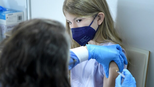 Mitte November ging die österreichweit erste Impfstraße für jüngere Kinder in Betrieb. (Bild: APA/ROLAND SCHLAGER)