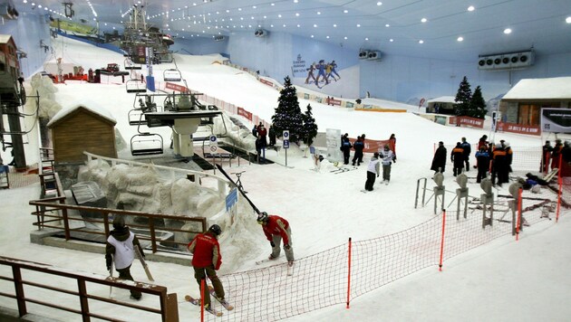 Gefürchtet: Der Slalomhang in der Skihalle von Dubai. (Bild: EPA)
