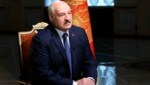 Der weißrussische Machthaber Alexander Lukaschenko betont im BBC-Interview: „Ich habe die Migranten nicht eingeladen.“ (Bild: AP)