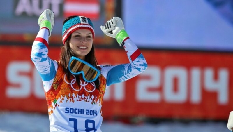 Viktoria Bürglers großes Vorbild und auch ihre Mentorin: Olympiasiegerin Anna Veith. (Bild: Christof Birbaumer)