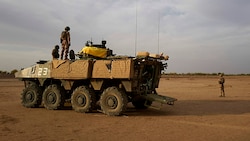 Französische Soldaten in Burkina Faso (Bild: APA/AFP/MICHELE CATTANI)