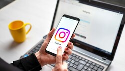 Beiträge zahlender Abonnenten werden auf Instagram künftig bevorzugt behandelt. (Bild: stock.adobe.com)
