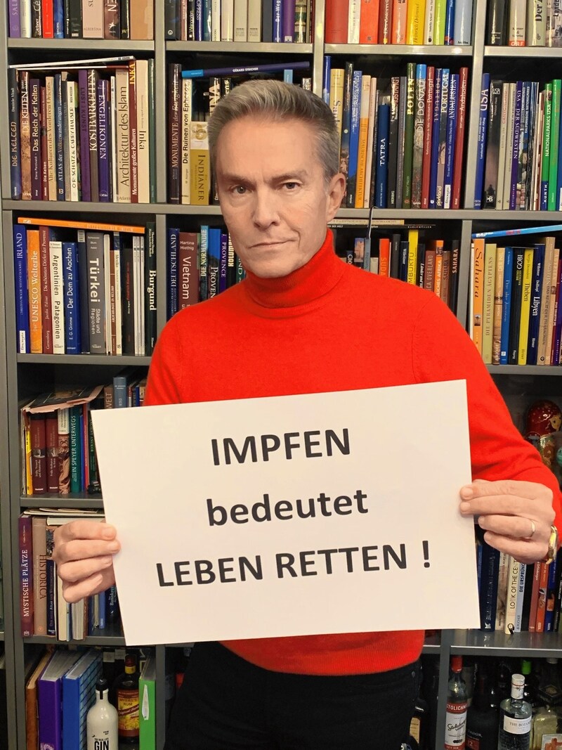 Intendant und Entertainer Alfons Haider mit seinem persönlichen Impf-Appell (Bild: zVg)