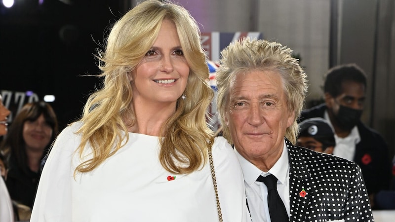 Rod Stewart und seine Frau Penny Lancaster (Bild: Matt Crossick / PA / picturedesk.com)