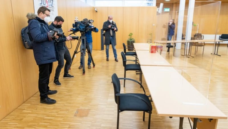 Verhandlungssaal im Oberlandesgericht Linz (Bild: APA/FOTOKERSCHI.AT/ANTONIO BAYER)