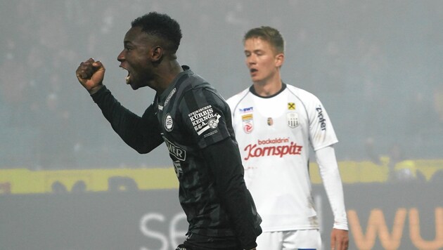 Kelvin Yeboah wird mit Argusaugen beobachtet. (Bild: Pail Sepp)