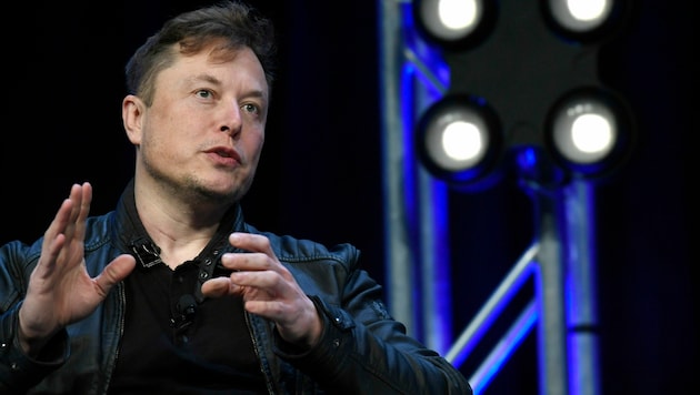 Tesla-Boss Elon Musk ist laut „Forbes“-Reichenliste 2022 der derzeit reichste Mensch der Welt. (Bild: AP Photo/Susan Walsh, File)