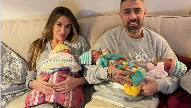 Bushido und seine Frau Anna-Maria mit ihren Babys. (Bild: www.instagram.com/bush1do/)