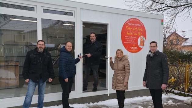 In Neudorf freut man sich über die Neueröffnung des Lebensmittel-Geschäftes. (Bild: Charlotte Titz)