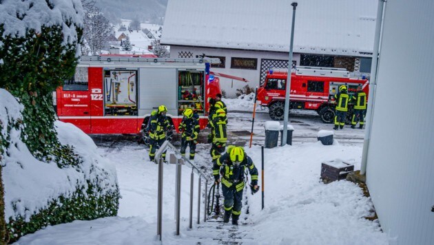 Die Freiwillig Feuerwehr Windischgarsten hatte den Brand rasch unter Kontrolle. (Bild: Freiwillige Feuerwehr Windischgarsten)