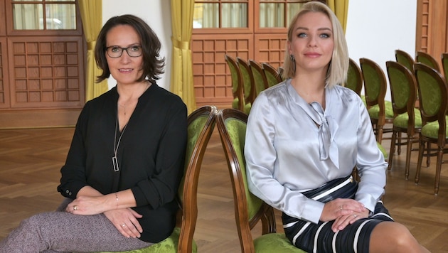 Frauenpower: Obfrau Sandra Gruberbauer mit Lidia Baich (Bild: Wolfgang Mayer)