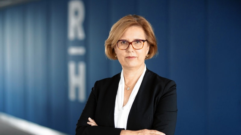 Die Prüfer von Rechnungshof-Präsidentin Margit Kraker gehen mit Wiener Neustadt hart ins Gericht. (Bild: Rechnungshof/Vyhlanek)