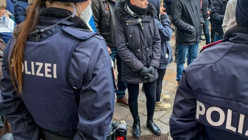 Die Polizei mussten nicht in de Demonstration eingreifen. (Bild: Tschepp Markus)